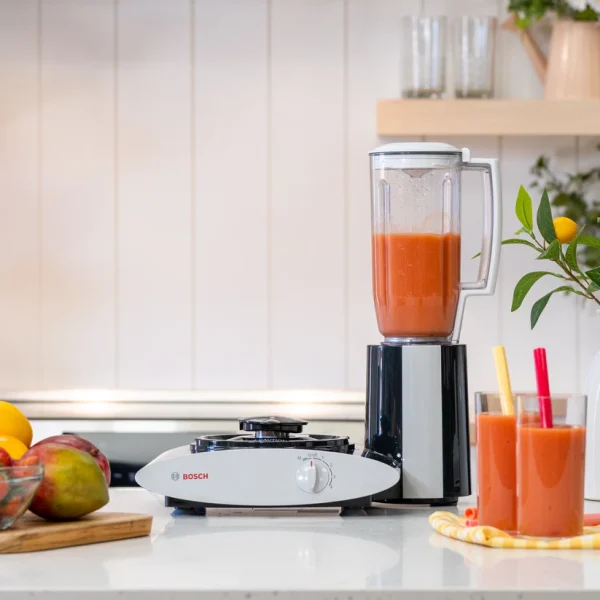 Bosch Black Universal Plus with Blender - Image 2
